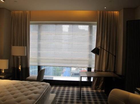 智能電動(dòng)窗簾與普通窗簾相比，優(yōu)勢在哪里？